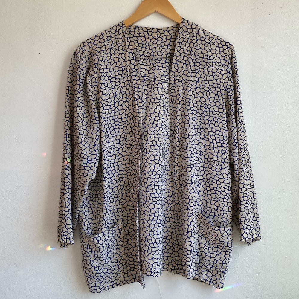 Reformation vintage silk printed jacket top abstract giraffe print cream blue.